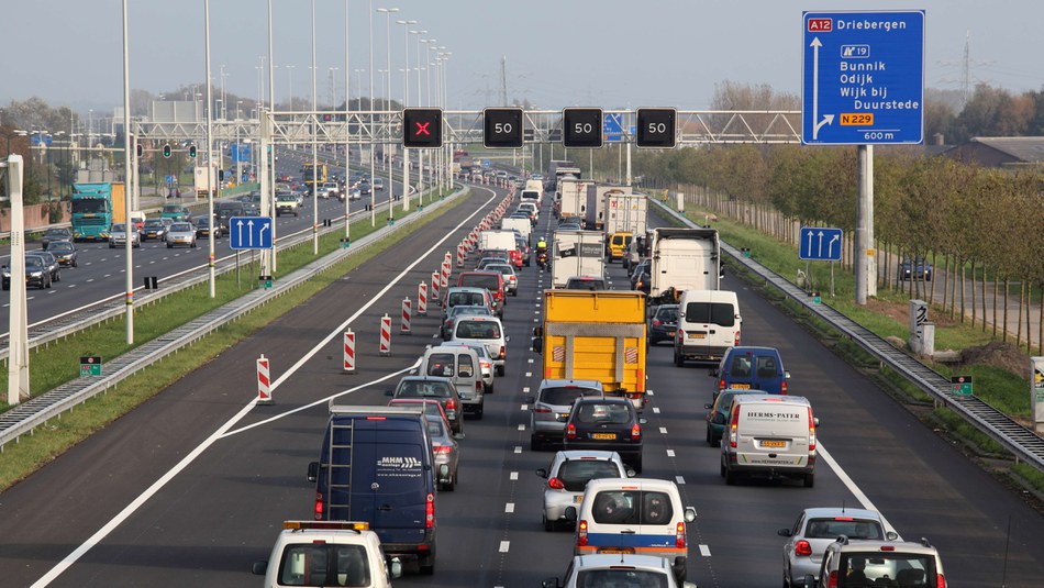 New cars’ CO2 emissions well below Europe’s 2015 target