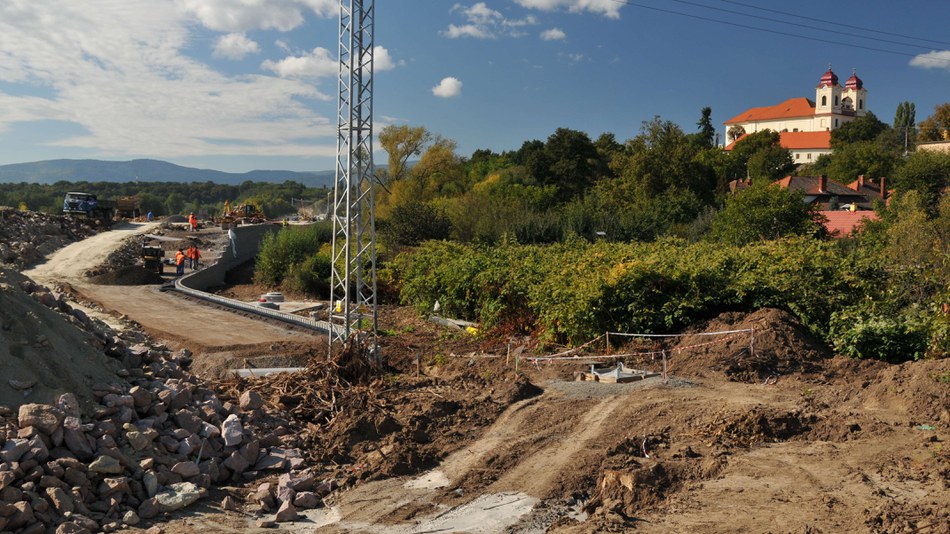 Urban sprawl eating into wildlife habitats in Europe