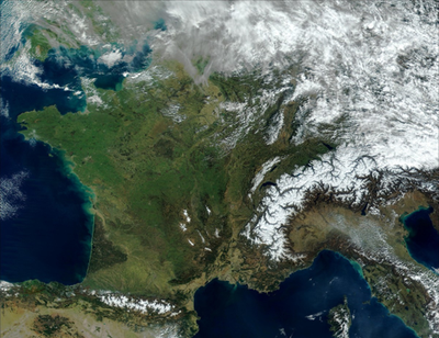 Case study: The combination of multiple geographically-explicit data on a grid for France
