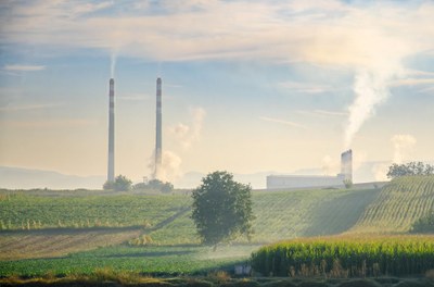 Emissions of key air pollutants targeted for reductions in EU Member States continue to drop, slower progress for ammonia