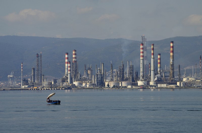 Industrial transformation key to cutting الانبعاثات and pollution further in Europe’s الطاقة-intensive industries