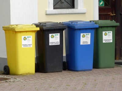 Molti Stati membri dell'UE non sono sulla buona strada per raggiungere gli obiettivi di riciclaggio dei rifiuti urbani e dei rifiuti di imballaggio
