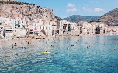 Europe’s bathing waters remain safe to swim